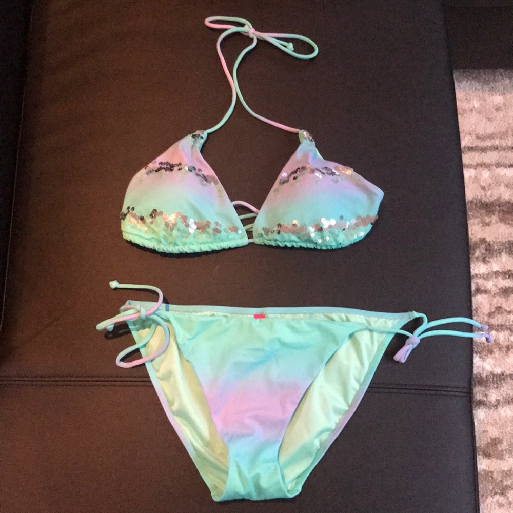 Victoria’s Secret Bikini